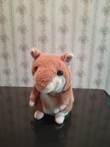 Danışan hamster oyuncaq - Səsə reaksiya verir: deyilən sözləri