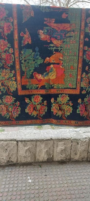 qedim: Məhsul: Əl toxuması xalça və kilim dəsti Təsvir: - Xalça: Tünd (qara) — 2