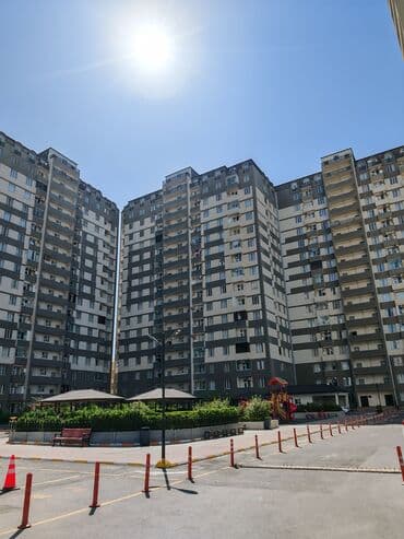 bmw 2 серия 228i mt: Biləcəri, 2 otaqlı, Yeni tikili, m. Avtovağzal, 47 kv. m — 2