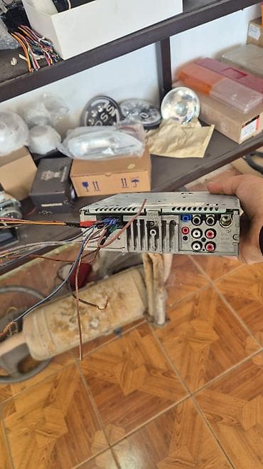 Бытовая техника: Магнитола, Б/у, Sony, AUX, Таиланд — 2