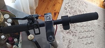 Elektrik nəqliyyatı: Elektrik skuter - Güclü motor və LED displey: Ön paneldə sürət — 1