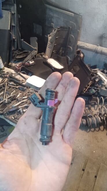 Карбюраторы: Ravon NEXIA R3, 1.5 л, Бензин, 2011 г., Оригинал, США, Б/у at lalafo.az — 3 Карбюраторы: Ravon NEXIA R3, 1.5 л, Бензин, 2011 г., Оригинал, США, Б/у — 3