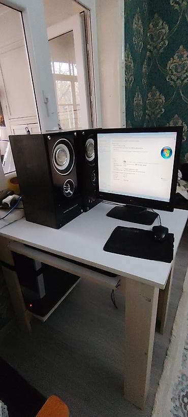 hp pavilion 17: Masaüstü kompüter seti Tərkib: - Sistem bloku - 19" BenQ LCD monitor - — 1