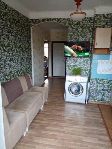 9 ci mikrorayon satilan evler: Bakı, 2 otaqlı, Köhnə tikili, m. Xalqlar Dostluğu, 50 kv. m — 6