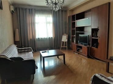 qusarda ucuz kiraye evler: Zərdabi prospektində, Üç Tac kompleksində, 23 mərtəbəli binanın 4-cü — 1