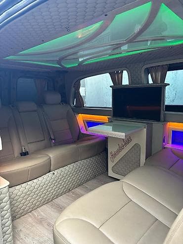 Mercedes-Benz Viano — 4
