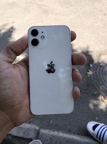 mini laser: IPhone 12 mini, 128 GB — 4