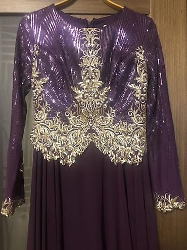 Alt paltarı: Hicabli xanimlara,Bənövşəyi rəngdə, uzun model ziyafət/libas. Üst — 3