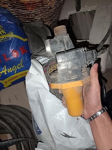 Şlanqlar: Su nasosu üçün avtomatik təzyiq rele-si (press-control) və manometrlə — 4