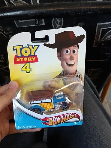 Toy Story Woody Hot Wheels Original Deyil Metrolara Catdirilma Var lalafo.az -da Toy Story Woody Hot Wheels Original Deyil Metrolara Catdirilma Var