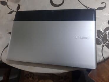 komputer ekran şəkilləri: Samsung noutbuk - Brend: Samsung - Korpus: gümüşü üst qapaq, qara — 1