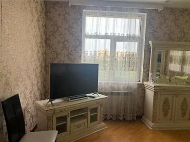 saç stolu: İşlənmiş, Masa və oturacaqlar, Türkiyə — 3