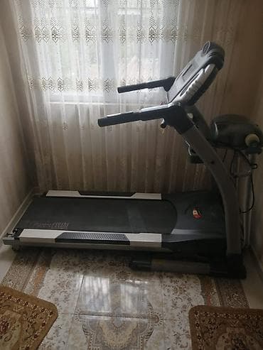 Elektrikli qaçış trenajoru – evdə kardio və fitnes üçün çoxfunksiyalı — 2