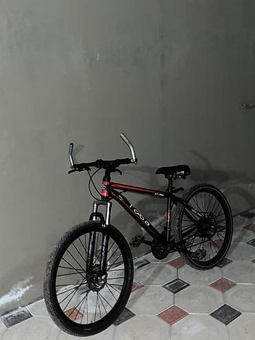 velesobetler: Velosiped – Toba ST-1000, dağ/şosse hibrid tipli Xüsusiyyətlər: - — 1