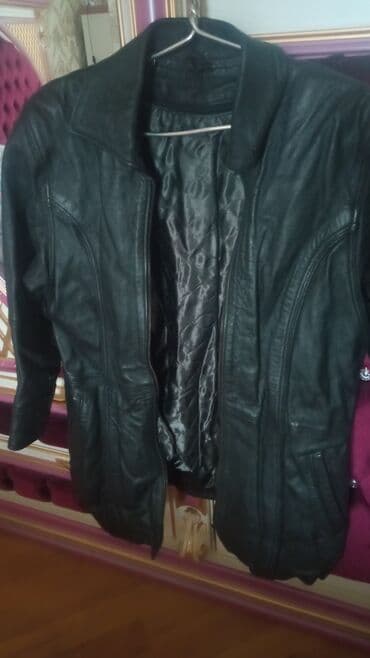 Cinslər: Təbii dəridən .Vaxtı ikən 200 azn alinib — 2