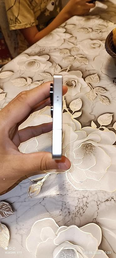 flaş: Samsung Galaxy S25 Ultra, 256 GB, İki sim kartlı — 5