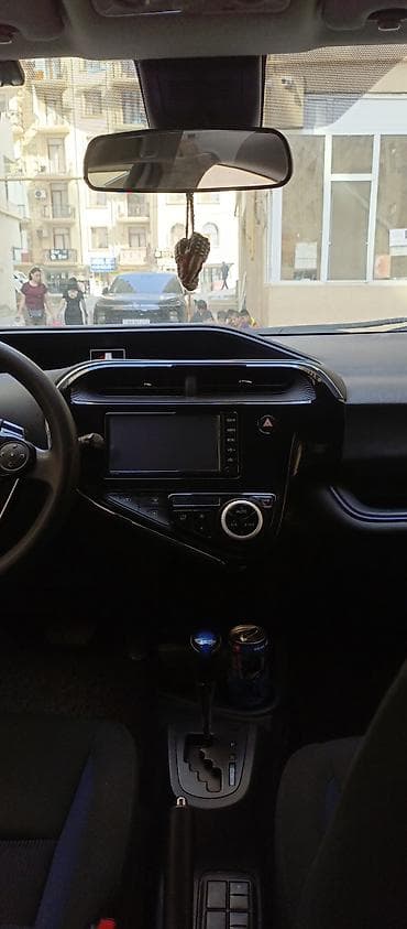 passat diski: Toyota Aqua: 1.5 l | 2018 il Hetçbek — 9
