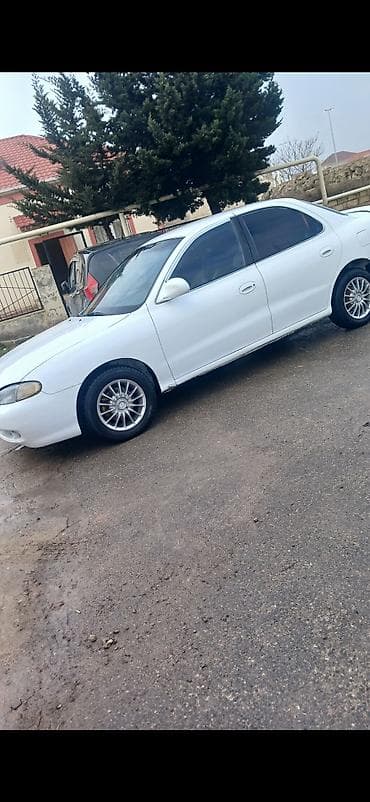 celiloglu elaqe nomresi: Hyundai Elantra: 1.6 l | Sedan — 1