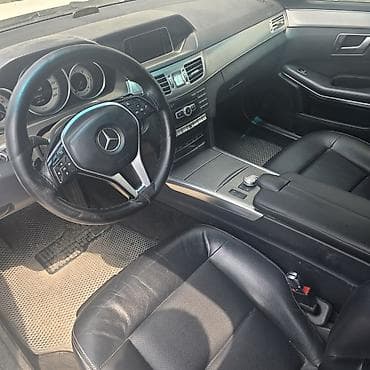 w202 on şuşə: Mercedes-Benz E-Class: 2.1 l | 2014 il Sedan — 4