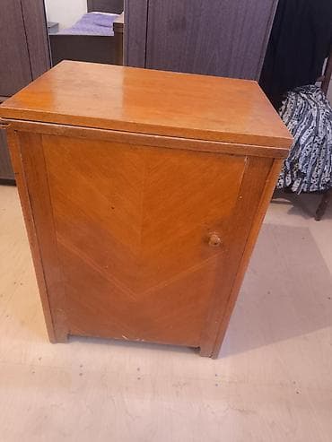 antik mebellər: Podolsk Mexaniki Zavodu (PMZ) istehsalı olan pedal (ayaqla idarə — 9