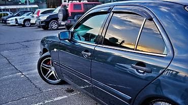 rang rover: Mercedes-Benz E-Class W210 sedan - Kuzov: 4 qapı, qara rəng, orijinal — 6