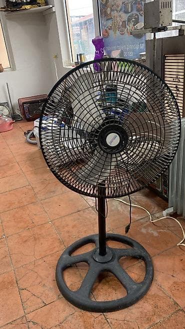 35 kv kondisioner: Güclü döşəmə ventilyatoru - Tip: Pedestal/döşəmə ventilyatoru - Çarx — 1