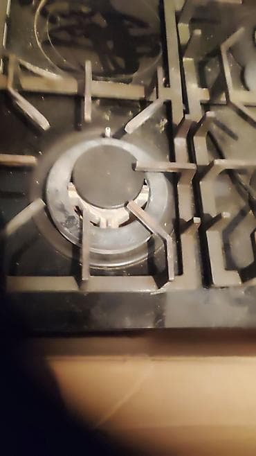 Qaz sobası Ayrıca dayanan, 4 gözlü, İşlənmiş lalafo.az -da Qaz sobası Ayrıca dayanan, 4 gözlü, İşlənmiş