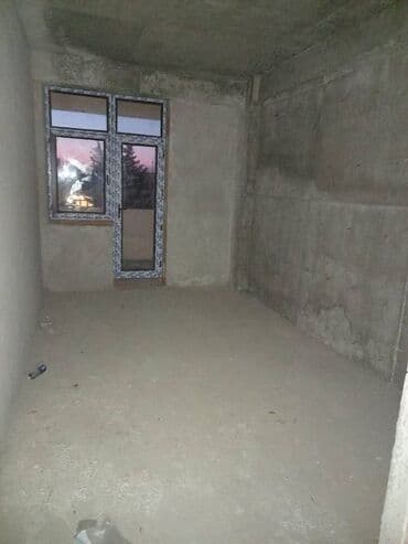 bakida tecili satilan 1 otaqli menziller: 1 otaqlı, Yeni tikili, m. Qara Qarayev, 70 kv. m — 3