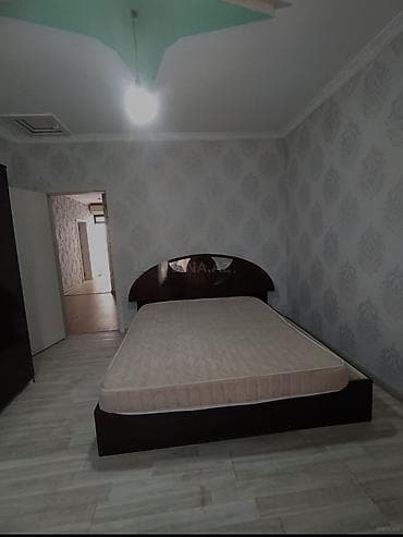 taxta ev satilir: 4 otaqlı, 110 kv. m, Yeni təmirli — 8