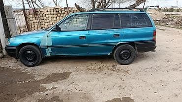 opel astra satilir: Opel Astra f maşın sökülür zapcast olur kim nə zapcast istəsə varımdı — 2