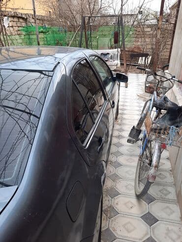 фольксваген с пробегом: Volkswagen Jetta: 1.8 l | 2002 il Sedan — 3