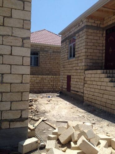 211 nomreli mekteb: Masazır 3 otaqlı, 60 kv. m, Kredit var, Təmirsiz — 2