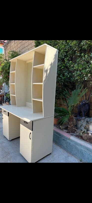 стеклянный стол: İş masası və üst rəf bloku - Rəng: krem (açıq bej) korpus, qara — 4