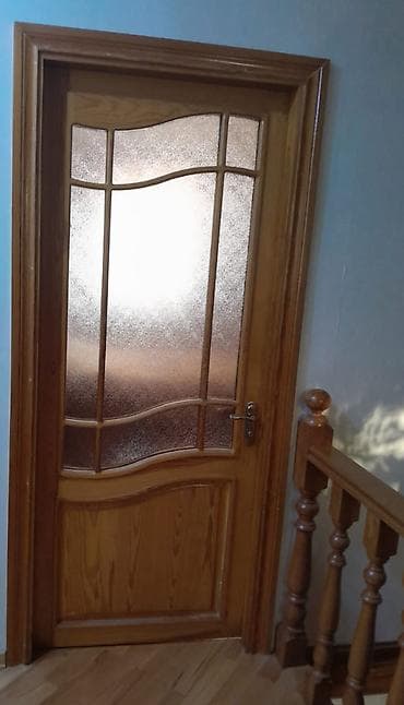 islenmis qapi satiram: Qonaq otağı üçün İşlənmiş Otaq qapısı Çərçivə ilə, Ünvandan götürmə — 1