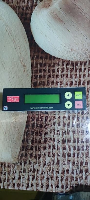 Elektronika: TECH-COM RAID Controller paneli (ön LCD ekranlı) Xüsusiyyətlər: - — 3