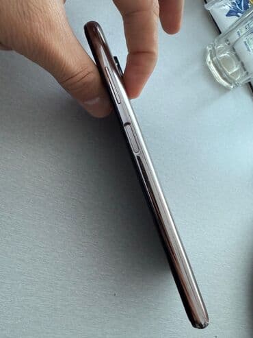 prius dinamik: Poco X3, 256 GB, rəng - Gümüşü, Barmaq izi — 4