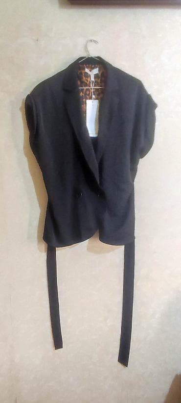 fasmc intimate cream: Qadınlar üçün qolsuz bleizer/jele - Rəng: qara - Düz kəsim, iki — 1