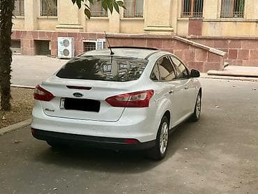 avto mubadiləsi: Ford Focus: 1.5 l | 2013 il 142523 km Sedan — 9
