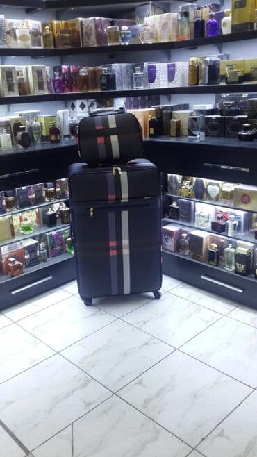 təkərli camadan: Чемодан — 1