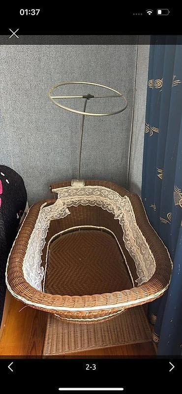 uşaq beşyi: Oğlan və qız üçün, Yumru, Beşik, Dəst ilə, Yellənmə mexanizmsiz — 2