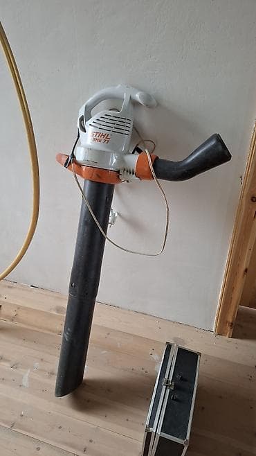 STIHL SHE 71 elektrik yarpaq üfürən və toplayan aparat toyda zer