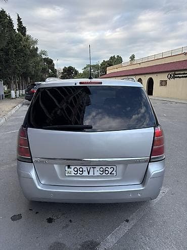 opel zafira a: Opel Zafira: 1.9 l | 2006 il 304500 km Van/Minivan — 2