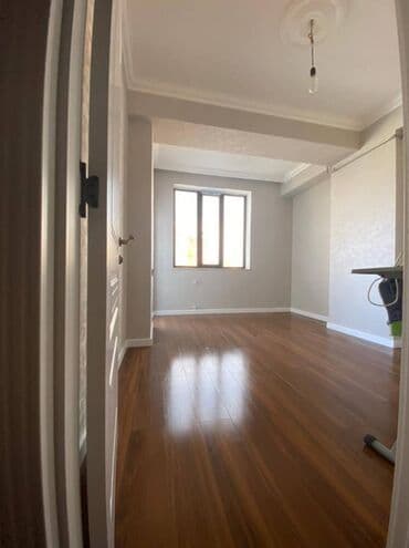 gencede 3 otaqli evlerin qiymeti: 3 otaqlı, Yeni tikili, m. Əhmədli, 65 kv. m — 5