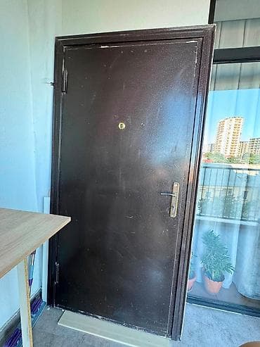 Demir qapi 205/95sm
200azn qiymet sondur
Qaracuxur 3188 leli — 1