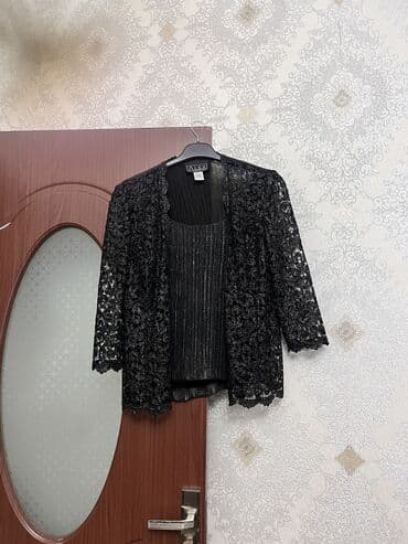 Bir defe geyinlib sadece