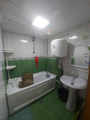 kesle kiraye: Nəsimi rayonu,Memar Əcəmi metrosu yaxınlığı,Euromedin yanı.5 mərtəbəli — 6