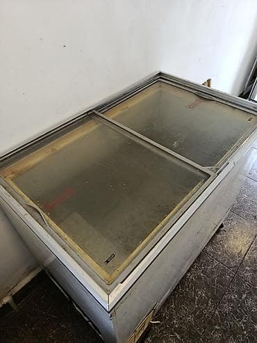 Şüşəli dondurucu