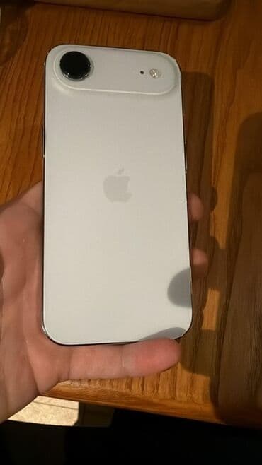 i̇phone 4s: IPhone Air, 256 GB, Ağ, Face ID — 1