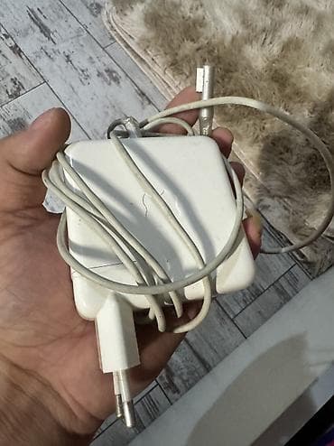 Macbook 2010 üçün Adaptor at lalafo.az Macbook 2010 üçün Adaptor