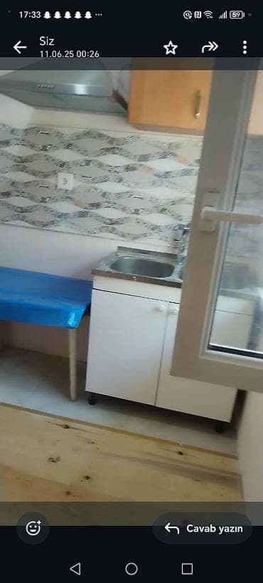 emircanda ucuz heyet evleri: 2 otaqlı ev – eşyalı. Kıraye verilir. Mehemmedi yaxın erazıde. Heyet — 6